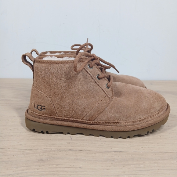 UGG Chestnut Brown Leather Lace Up Shearling Lined Waterproof Winter Boots‎ 1153